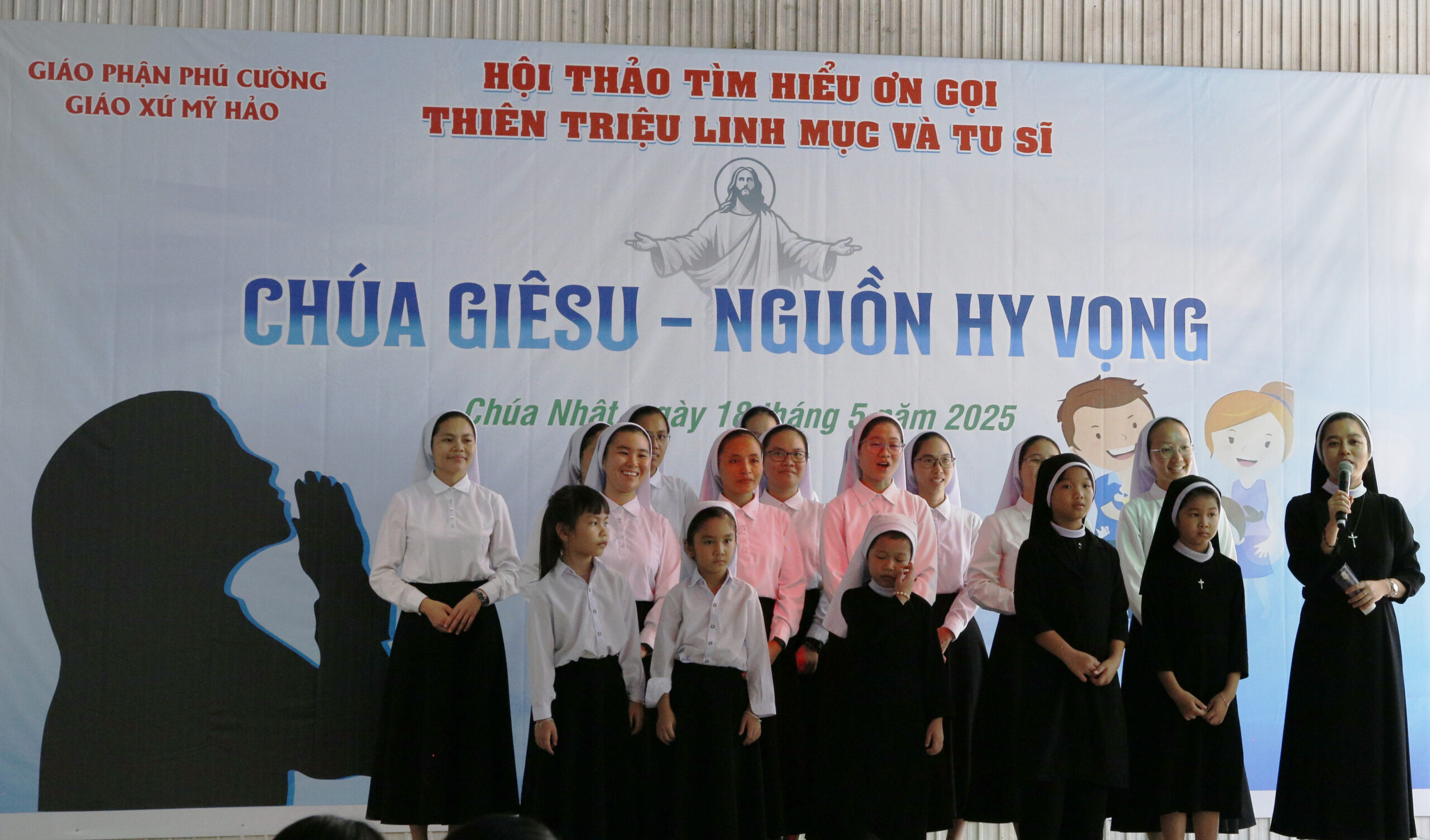 tiến bước trong tình yêu và sứ vụ