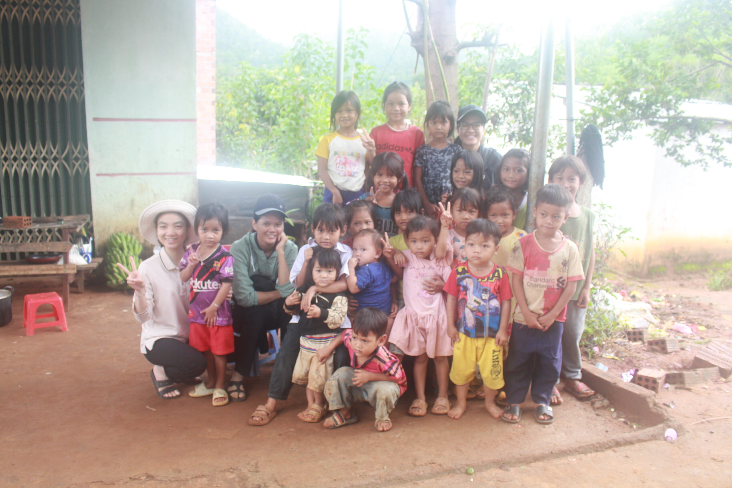 NHỮNG ĐỨA TRẺ ĐĂKPXY